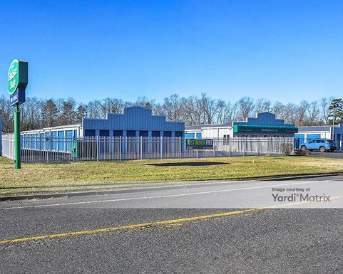 Source URL: https://cdnsc.rentcafe.com/dmslivecafe/3/1766849/1766849-1-3.jpg?width=-1&height=385&quality=80