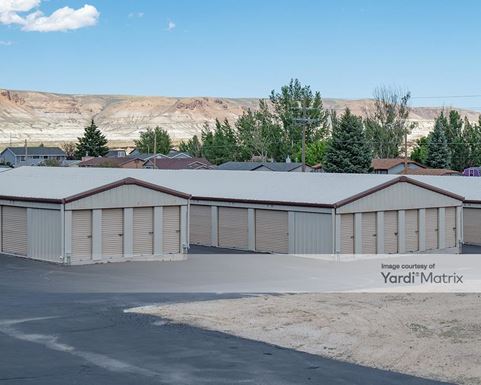 Source URL: https://cdnsc.rentcafe.com/dmslivecafe/3/1766850/1766850-1-6.jpg?width=-1&height=385&quality=80