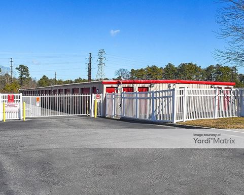 Source URL: https://cdnsc.rentcafe.com/dmslivecafe/3/1766872/1766872-1-2.jpg?width=-1&height=385&quality=80