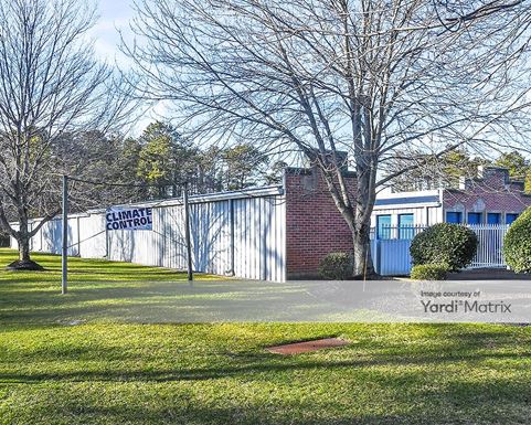 Source URL: https://cdnsc.rentcafe.com/dmslivecafe/3/1766881/1766881-1-5.jpg?width=-1&height=385&quality=80