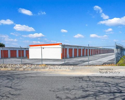 Source URL: https://cdnsc.rentcafe.com/dmslivecafe/3/1766892/1766892-1-4.jpg?width=-1&height=385&quality=80