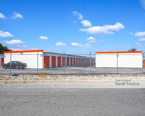 Source URL: https://cdnsc.rentcafe.com/dmslivecafe/3/1766892/1766892-1-5.jpg?width=-1&height=385&quality=80