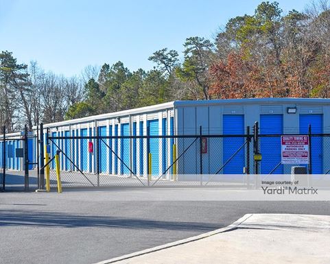 Source URL: https://cdnsc.rentcafe.com/dmslivecafe/3/1766902/1766902-1-2.jpg?width=-1&height=385&quality=80