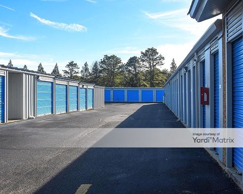 Source URL: https://cdnsc.rentcafe.com/dmslivecafe/3/1766903/1766903-1-4.jpg?width=-1&height=385&quality=80