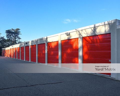 Source URL: https://cdnsc.rentcafe.com/dmslivecafe/3/1766904/1766904-1-3.jpg?width=-1&height=385&quality=80