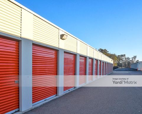 Source URL: https://cdnsc.rentcafe.com/dmslivecafe/3/1766904/1766904-1-6.jpg?width=-1&height=385&quality=80