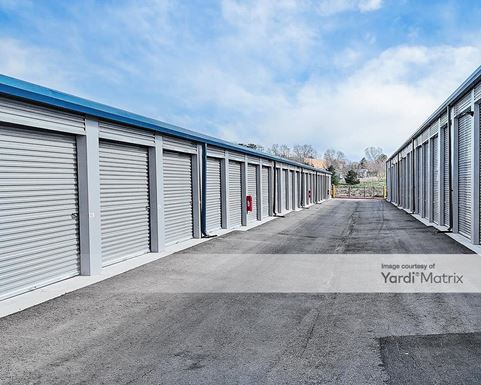 Source URL: https://cdnsc.rentcafe.com/dmslivecafe/3/1766908/1766908-1-5.jpg?width=-1&height=385&quality=80