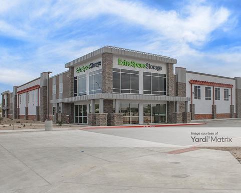 Source URL: https://cdnsc.rentcafe.com/dmslivecafe/3/1766920/1766920-1-2.jpg?width=-1&height=385&quality=80