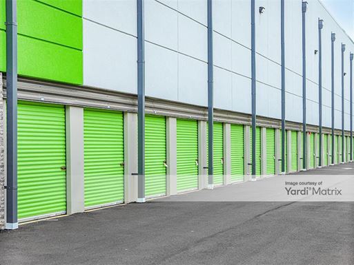 Source URL: https://cdnsc.rentcafe.com/dmslivecafe/3/1766932/1766932-1-4.jpg?width=-1&height=385&quality=80