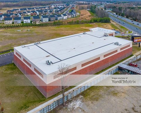 Source URL: https://cdnsc.rentcafe.com/dmslivecafe/3/1766937/1766937-1-5.jpg?width=-1&height=385&quality=80