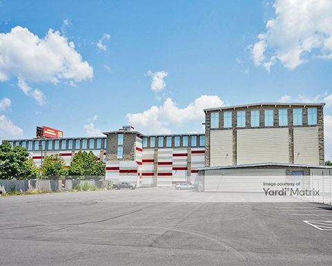 Source URL: https://cdnsc.rentcafe.com/dmslivecafe/3/1766958/1766958-1-2.jpg?width=-1&height=385&quality=80