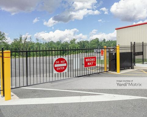 Source URL: https://cdnsc.rentcafe.com/dmslivecafe/3/1766964/1766964-1-3.jpg?width=-1&height=385&quality=80