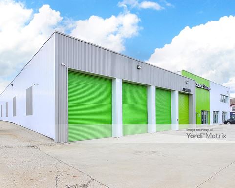 Source URL: https://cdnsc.rentcafe.com/dmslivecafe/3/1766966/1766966-1-4.jpg?width=-1&height=385&quality=80