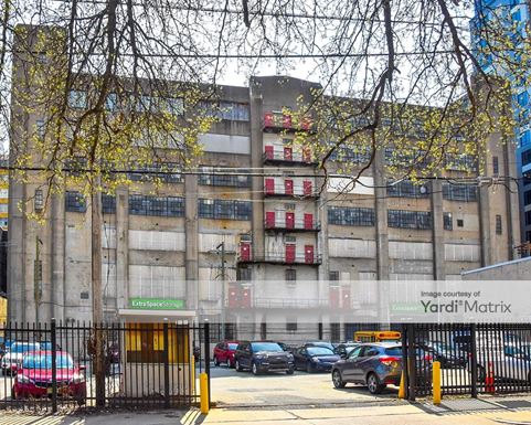 Source URL: https://cdnsc.rentcafe.com/dmslivecafe/3/1766968/1766968-1-3.jpg?width=-1&height=385&quality=80