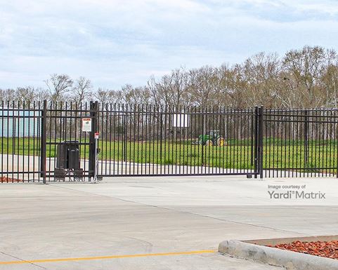 Source URL: https://cdnsc.rentcafe.com/dmslivecafe/3/1766983/1766983-1-2.jpg?width=-1&height=385&quality=80