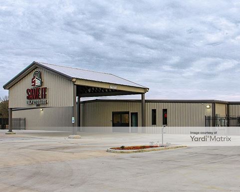 Source URL: https://cdnsc.rentcafe.com/dmslivecafe/3/1766983/1766983-1-4.jpg?width=-1&height=385&quality=80