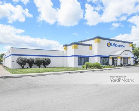 Source URL: https://cdnsc.rentcafe.com/dmslivecafe/3/1766988/1766988-1-4.jpg?width=-1&height=385&quality=80