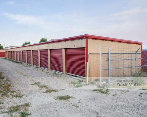 Source URL: https://cdnsc.rentcafe.com/dmslivecafe/3/1767007/1767007-1-3.jpg?width=-1&height=385&quality=80