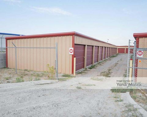 Source URL: https://cdnsc.rentcafe.com/dmslivecafe/3/1767007/1767007-1-4.jpg?width=-1&height=385&quality=80