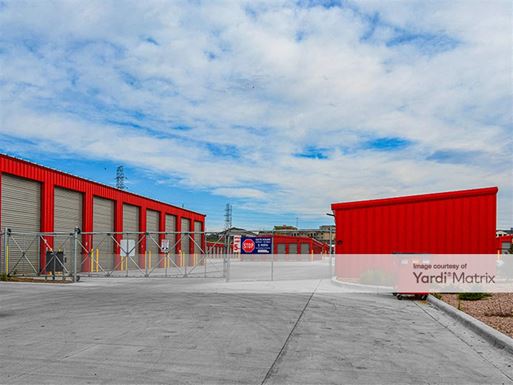 Source URL: https://cdnsc.rentcafe.com/dmslivecafe/3/1767015/1767015-1-3.jpg?width=-1&height=385&quality=80