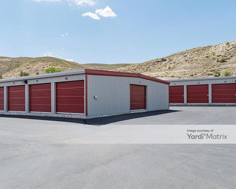 Source URL: https://cdnsc.rentcafe.com/dmslivecafe/3/1767031/1767031-1-5.jpg?width=-1&height=385&quality=80