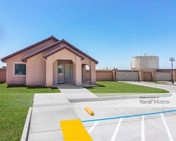 Image for Derrel's Mini Storage - 10215 East Shaw Avenue, Clovis, CA