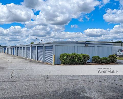 Source URL: https://cdnsc.rentcafe.com/dmslivecafe/3/1770063/1770063-1-2.jpg?width=-1&height=385&quality=80