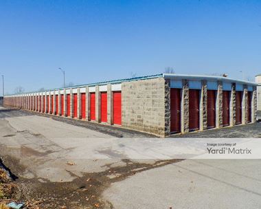 Storage Units for Rent available at 4000 South Providence Road, Columbia, MO 65203