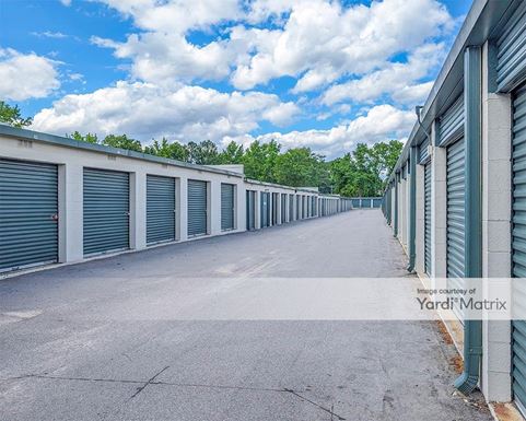 Source URL: https://cdnsc.rentcafe.com/dmslivecafe/3/1770121/1770121-1-2.jpg?width=-1&height=385&quality=80