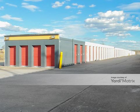 Source URL: https://cdnsc.rentcafe.com/dmslivecafe/3/1770176/1770176-1-5.jpg?width=-1&height=385&quality=80