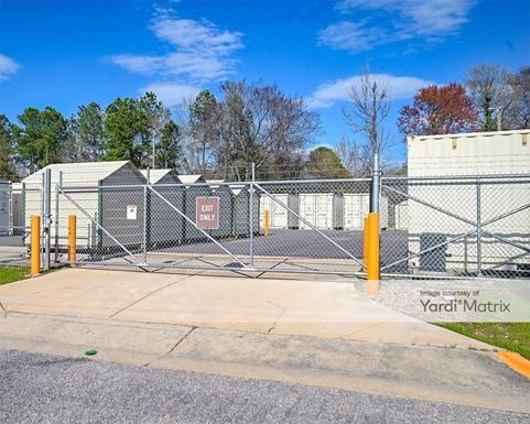 Source URL: https://cdnsc.rentcafe.com/dmslivecafe/3/1770182/1770182-1-5.jpg?width=-1&height=385&quality=80