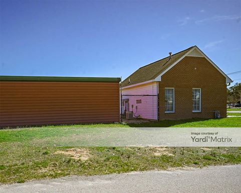 Source URL: https://cdnsc.rentcafe.com/dmslivecafe/3/1770187/1770187-1-2.jpg?width=-1&height=385&quality=80