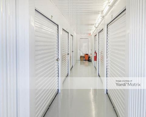 Source URL: https://cdnsc.rentcafe.com/dmslivecafe/3/1770247/1770247-1-3.jpg?width=-1&height=385&quality=80