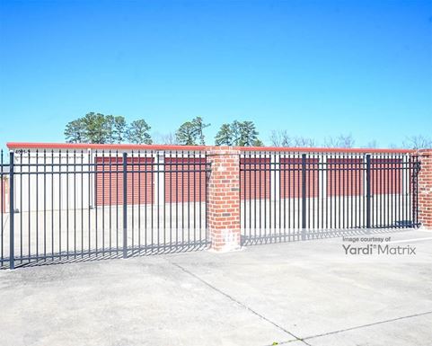 Source URL: https://cdnsc.rentcafe.com/dmslivecafe/3/1770264/1770264-1-4.jpg?width=-1&height=385&quality=80