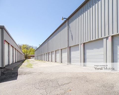 Source URL: https://cdnsc.rentcafe.com/dmslivecafe/3/1770272/1770272-1-5.jpg?width=-1&height=385&quality=80