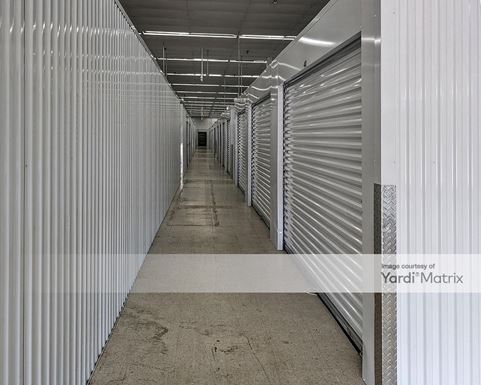 Source URL: https://cdnsc.rentcafe.com/dmslivecafe/3/1770276/1770276-1-6.jpg?width=-1&height=385&quality=80