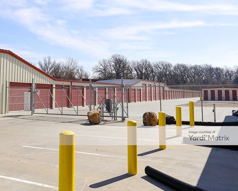 Source URL: https://cdnsc.rentcafe.com/dmslivecafe/3/1770287/1770287-1-4.jpg?width=-1&height=385&quality=80