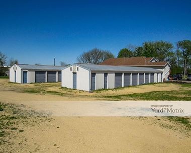 Storage Units for Rent available at 1635 South Galena Avenue, Freeport, IL 61032