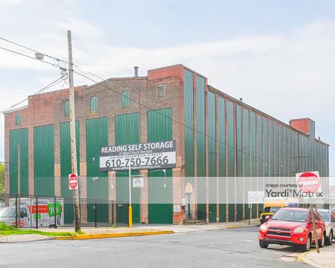 Source URL: https://cdnsc.rentcafe.com/dmslivecafe/3/1773379/1773379-1-5.jpg?width=-1&height=385&quality=80