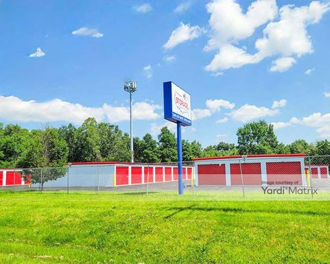 Source URL: https://cdnsc.rentcafe.com/dmslivecafe/3/1773396/1773396-1-4.jpg?width=-1&height=385&quality=80