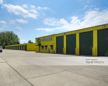 Storage Units for Rent available at 3231 North Main Street, Rockford, IL 61103