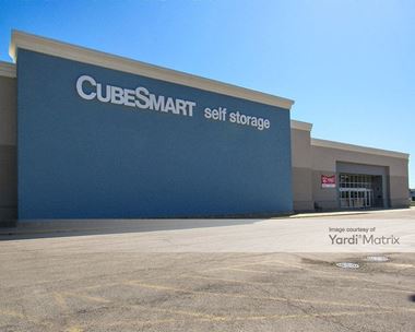 Storage Units for Rent available at 555 West South Street, Freeport, IL 61032