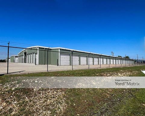 Source URL: https://cdnsc.rentcafe.com/dmslivecafe/3/1773467/1773467-1-4.jpg?width=-1&height=385&quality=80