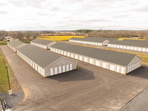 Source URL: https://cdnsc.rentcafe.com/dmslivecafe/3/1774549/StorageFacilityJBG_10(20250108161913661).jpg?width=-1&height=385&quality=80