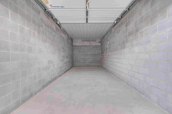 Source URL: https://cdnsc.rentcafe.com/dmslivecafe/3/1774549/StorageFacilityJBG_15(20250108161910323).jpg?width=-1&height=385&quality=80