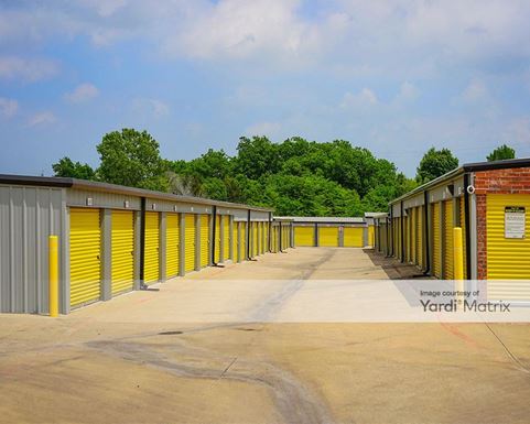 Source URL: https://cdnsc.rentcafe.com/dmslivecafe/3/1781786/1781786-1-4.jpg?width=-1&height=385&quality=80