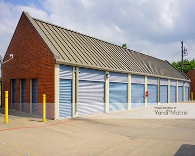 Storage Units for Rent available at 1700 North US Highway 75, Sherman, TX 75090