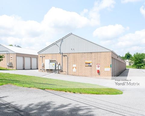 Source URL: https://cdnsc.rentcafe.com/dmslivecafe/3/1781865/1781865-1-4.jpg?width=-1&height=385&quality=80