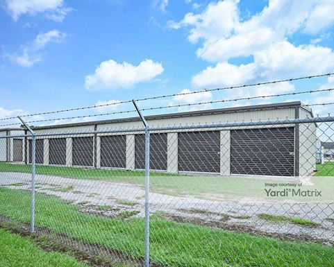 Source URL: https://cdnsc.rentcafe.com/dmslivecafe/3/1781878/1781878-1-4.jpg?width=-1&height=385&quality=80