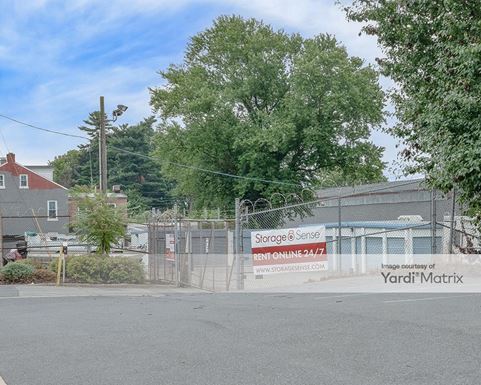 Source URL: https://cdnsc.rentcafe.com/dmslivecafe/3/1781883/1781883-1-2.jpg?width=-1&height=385&quality=80